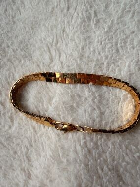 Gold Tone Women's Box Link Bracelet - Classic Shine
